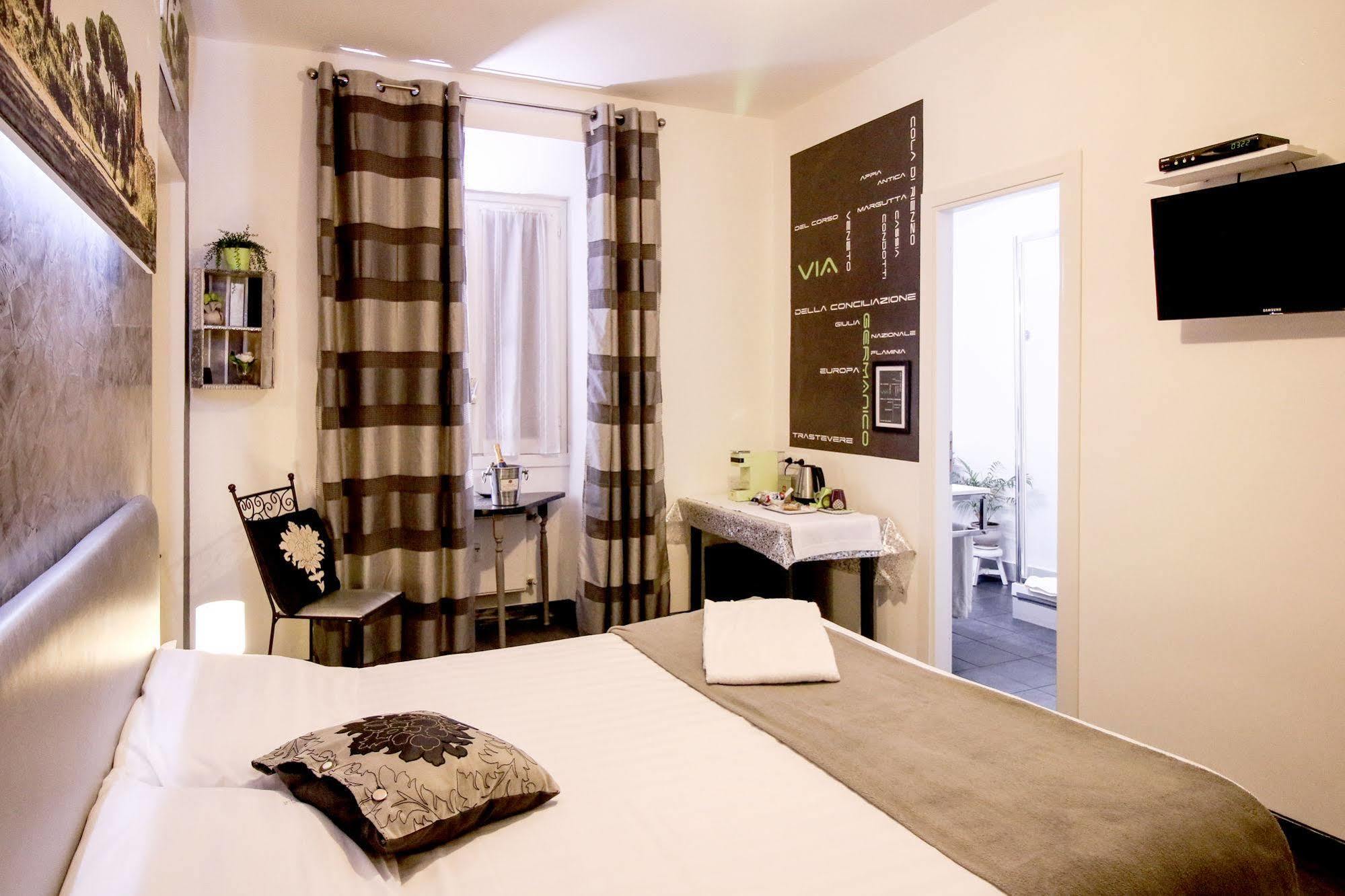 Caroline Rooms Рим Экстерьер фото