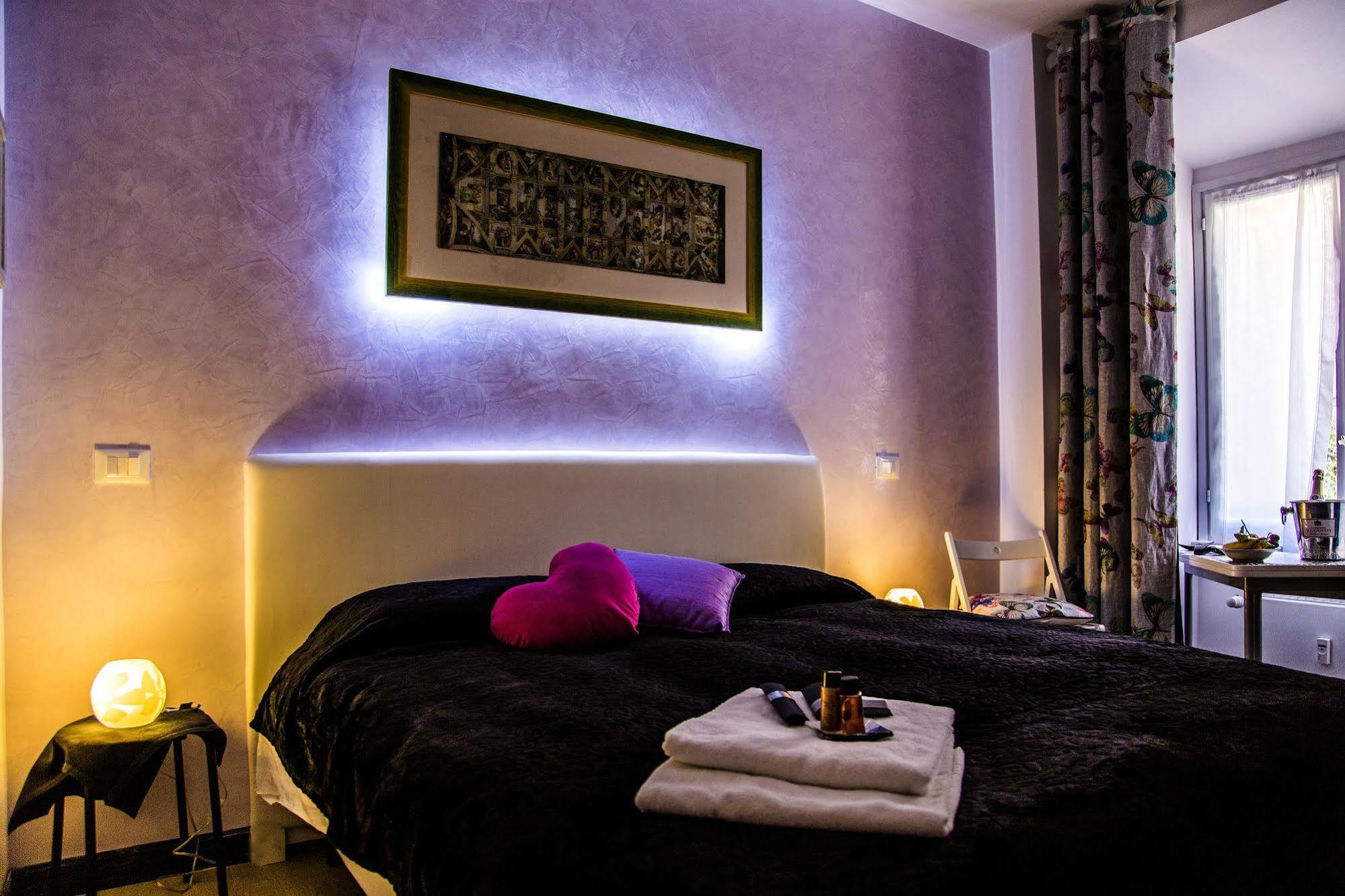 Caroline Rooms Рим Экстерьер фото