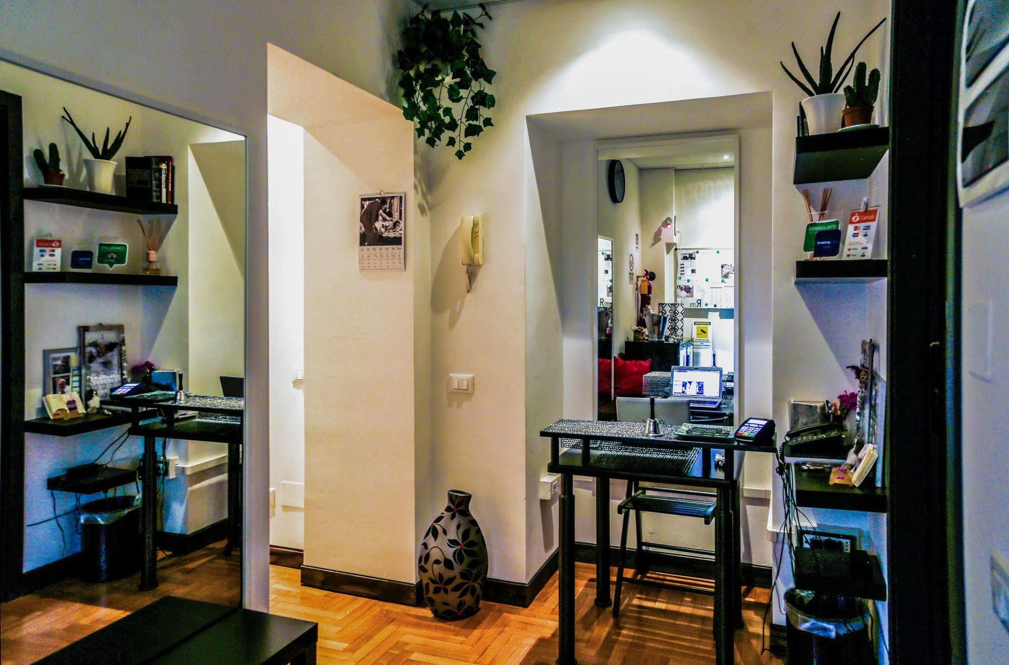 Caroline Rooms Рим Экстерьер фото